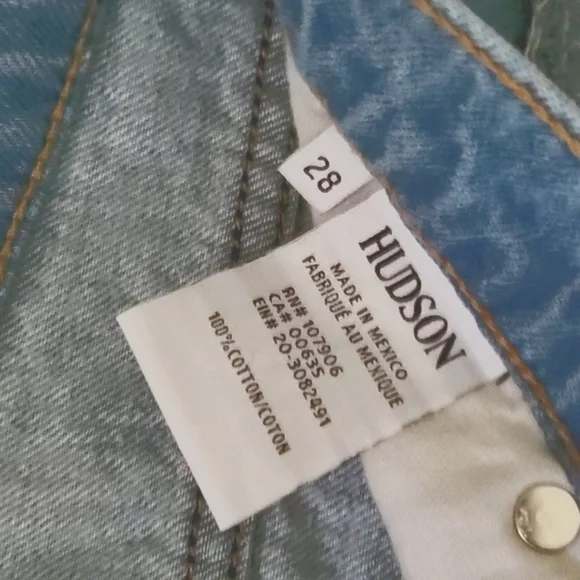 NWOT HUDSON Riley Distressed Rhinestone Button Fly Light Relaxed Jeans - Picture 15 of 16